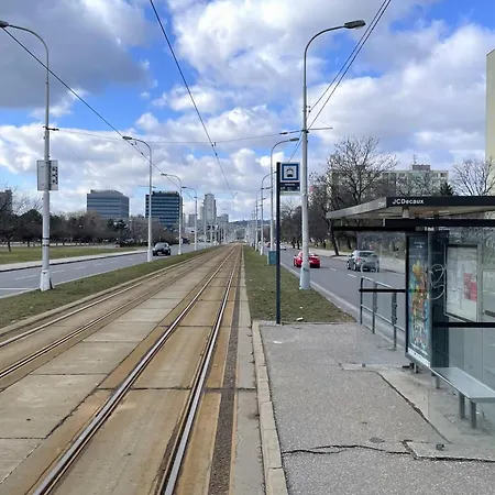 Noir & Gold Apartment Pressburg