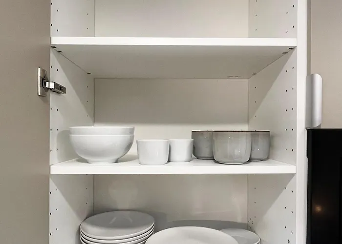 Noir & Gold * براتسيلافا