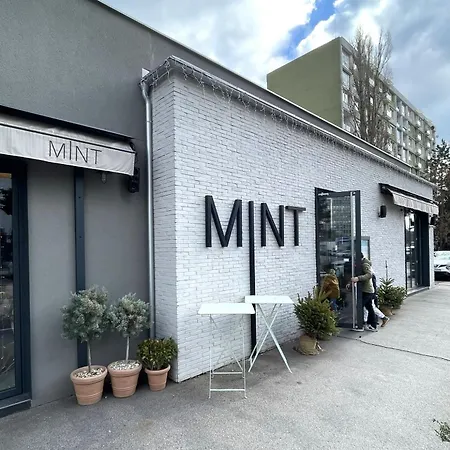 Lägenhet Noir & Gold *